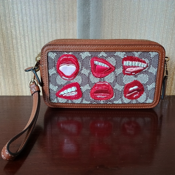 Coach X Tom Wesselmann Kira Crossbody In Signature Textile Jacquard Nwt - Picture 1 of 7